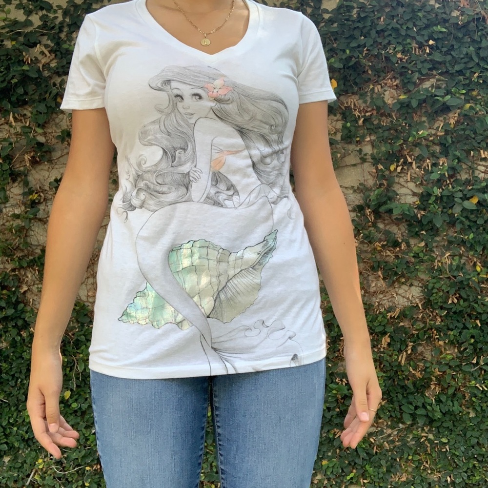 Little Mermaid tee shirt in Great Condition!!